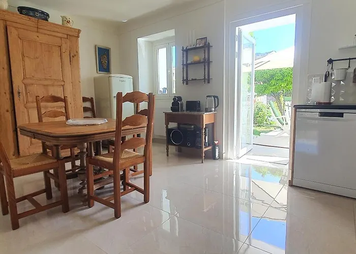 En Rez De Jardin * Sartène